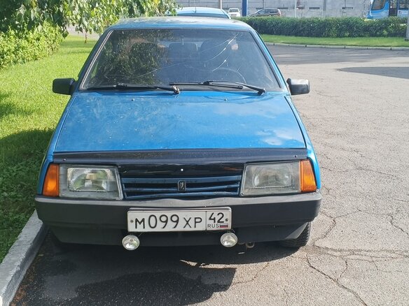 2001 Lada (ВАЗ) 21099, синий, 150000 рублей
