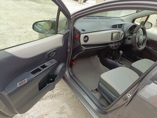 2012 Toyota Vitz III (XP130), серый, 780000 рублей, вид 5