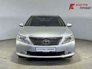2012 Toyota Camry VII (XV50), серебристый, 1335000 рублей, вид 2