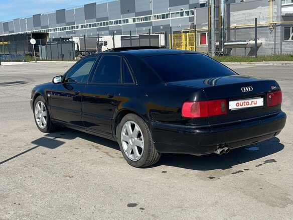 1999 Audi S8 I (D2), чёрный, 700000 рублей - вид 6