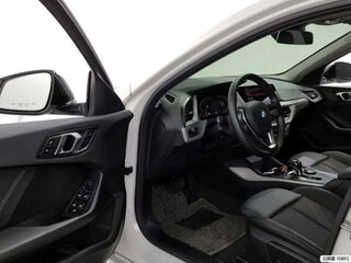 2024 BMW 1 серии 116d III (F40), белый, 2450000 рублей, вид 5