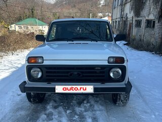 2013 Lada (ВАЗ) 2121 (4x4) I Рестайлинг, белый, 530000 рублей, вид 2