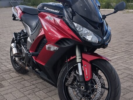 2011 Kawasaki Ninja 1000 SX, красный, 700000 рублей, вид 4