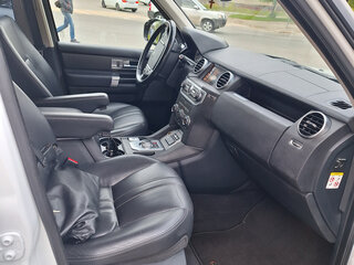 2015 Land Rover Discovery IV Рестайлинг, белый, 3200000 рублей, вид 5
