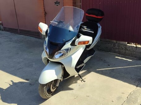 2002 Suzuki Burgman (SkyWave) 650, белый, 320000 рублей, вид 1