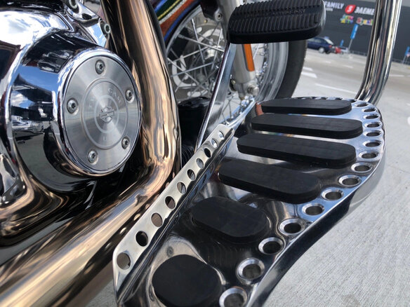 2004 Harley-Davidson Softail Custom, красный, 1188668 рублей - вид 19