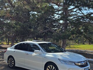 2017 Honda Accord IX Рестайлинг, белый, 2850000 рублей, вид 4