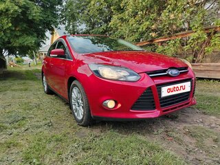 2013 Ford Focus III, красный, 1100000 рублей, вид 2