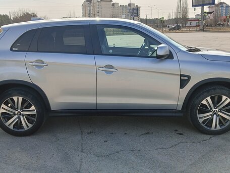 2019 Mitsubishi Outlander Sport I Рестайлинг 3, серый, 1200000 рублей, вид 4