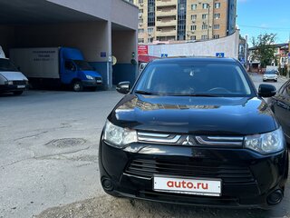 2012 Mitsubishi Outlander III, чёрный, 1300000 рублей, вид 3