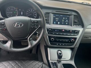 2015 Hyundai Sonata VII (LF), серый, 1350000 рублей, вид 5