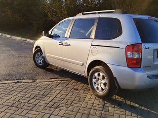 2007 Kia Carnival II, серебристый, 935000 рублей, вид 4