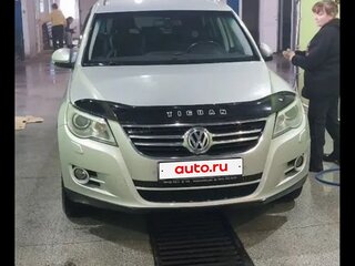 2010 Volkswagen Tiguan I, серебристый, 1380000 рублей, вид 1