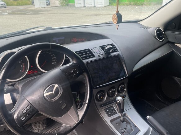2011 Mazda 3 II (BL) Рестайлинг, белый, 1000000 рублей - вид 7
