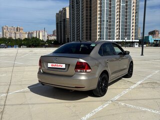 2016 Volkswagen Polo V Рестайлинг, бежевый, 1000000 рублей, вид 5