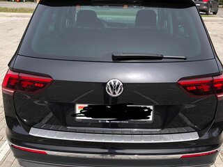 2020 Volkswagen Tiguan II, чёрный, 2220000 рублей, вид 4