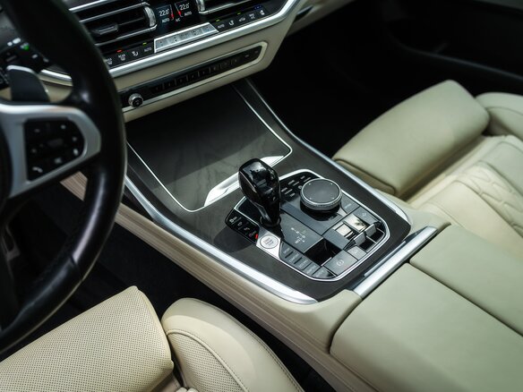 2019 BMW X7 30d I (G07), серый, 6999999 рублей - вид 20