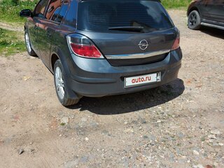 2011 Opel Astra H Рестайлинг, серый, 700000 рублей, вид 5