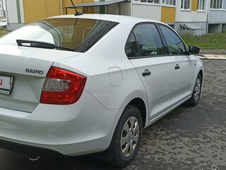 2017 Skoda Rapid I, белый, 1100000 рублей, вид 4