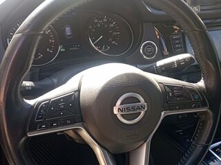 2018 Nissan Rogue II Рестайлинг, чёрный, 1800000 рублей, вид 4
