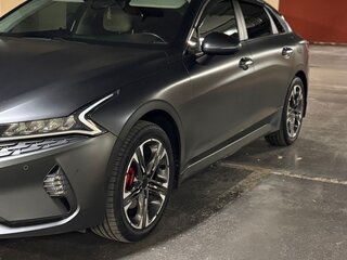 2020 Kia K5 III, серый, 3000000 рублей, вид 1