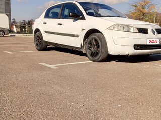 2006 Renault Megane II Рестайлинг, белый, 440000 рублей, вид 3