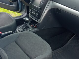 2010 Skoda Yeti I, серый, 900000 рублей, вид 3