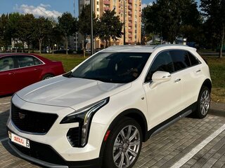 2020 Cadillac XT4 I, белый, 3050000 рублей, вид 1