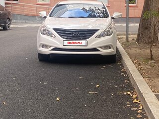 2011 Hyundai Sonata VI (YF), белый, 1200000 рублей, вид 3