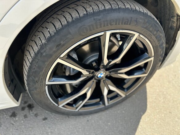 2019 BMW X7 40i I (G07), белый, 6800000 рублей - вид 32