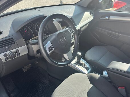 2014 Opel Astra H Рестайлинг, серый, 720000 рублей, вид 5