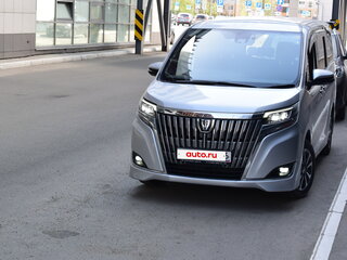 2019 Toyota Esquire I Рестайлинг, серый, 2000000 рублей, вид 3