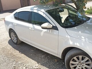 2013 Skoda Octavia III (A7), белый, 980000 рублей, вид 3
