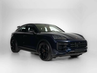2026 Porsche Cayenne Turbo E-Hybrid Coupé GT Package III Рестайлинг, синий, 22000000 рублей, вид 5