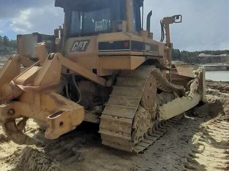 2007 Caterpillar D6, жёлтый, 8500000 рублей, вид 3