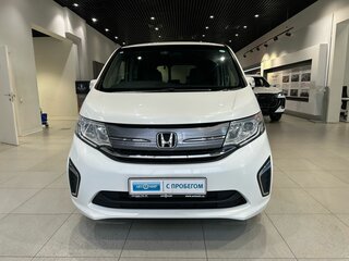 2015 Honda Stepwgn V, белый, 1850000 рублей, вид 2