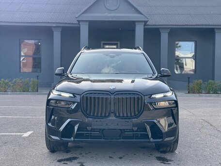 2026 BMW X7 40d I (G07) Рестайлинг, чёрный, 15890000 рублей, вид 2