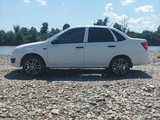 2013 Lada (ВАЗ) Granta I, белый, 265000 рублей, вид 4
