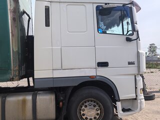 2004 DAF 95XF, белый, 2500000 рублей, вид 2