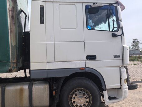 2004 DAF 95XF, белый, 2500000 рублей, вид 2