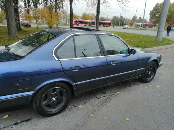1993 BMW 5 серии 520i III (E34), синий - вид 5