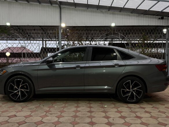 2019 Volkswagen Jetta 8-speed VII, серый, 1740000 рублей - вид 6