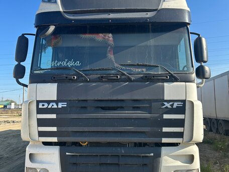 2012 DAF XF 105, белый, 2200000 рублей, вид 1