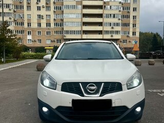 2013 Nissan Qashqai I Рестайлинг, белый, 1100000 рублей, вид 4