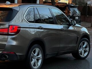 2018 BMW X5 25d III (F15), золотистый, 3980000 рублей, вид 3