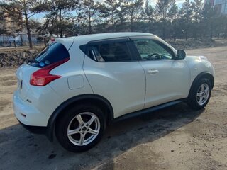 2010 Nissan Juke I, белый, 1300000 рублей, вид 3