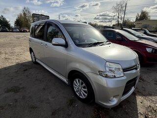 2014 Toyota Sienta I Рестайлинг 2, серый, 1150000 рублей, вид 2