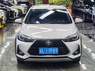 2022 Toyota Yaris L XP150 Рестайлинг, белый, 1285000 рублей, вид 3
