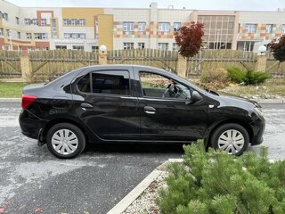 2015 Renault Logan II, чёрный, 690000 рублей, вид 4