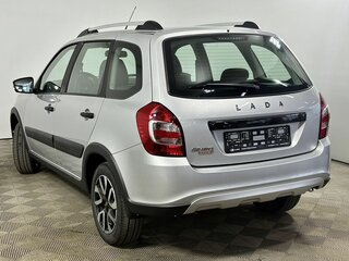 2026 Lada (ВАЗ) Granta Cross I Рестайлинг, серебристый, 1211000 рублей, вид 3